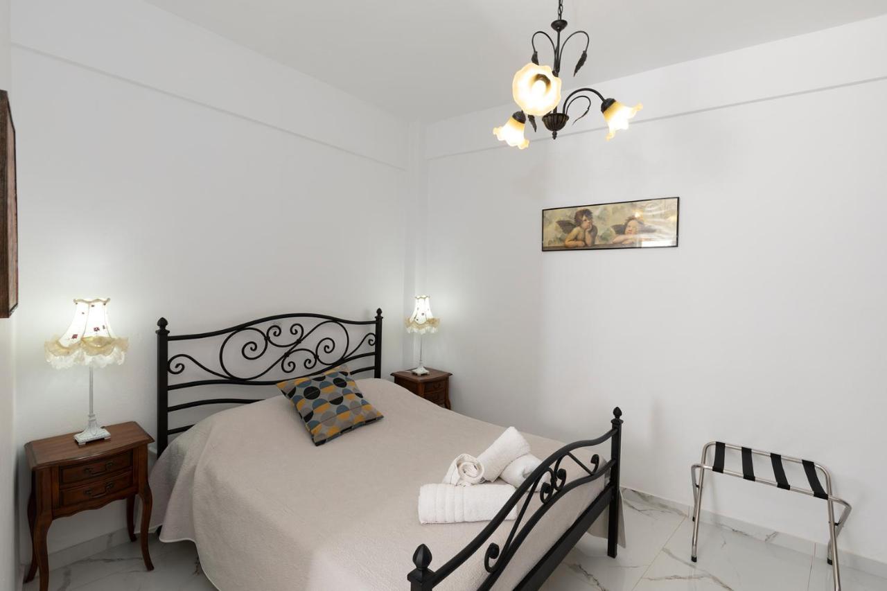 Pension Moschoula Platis Gialos  Exterior foto
