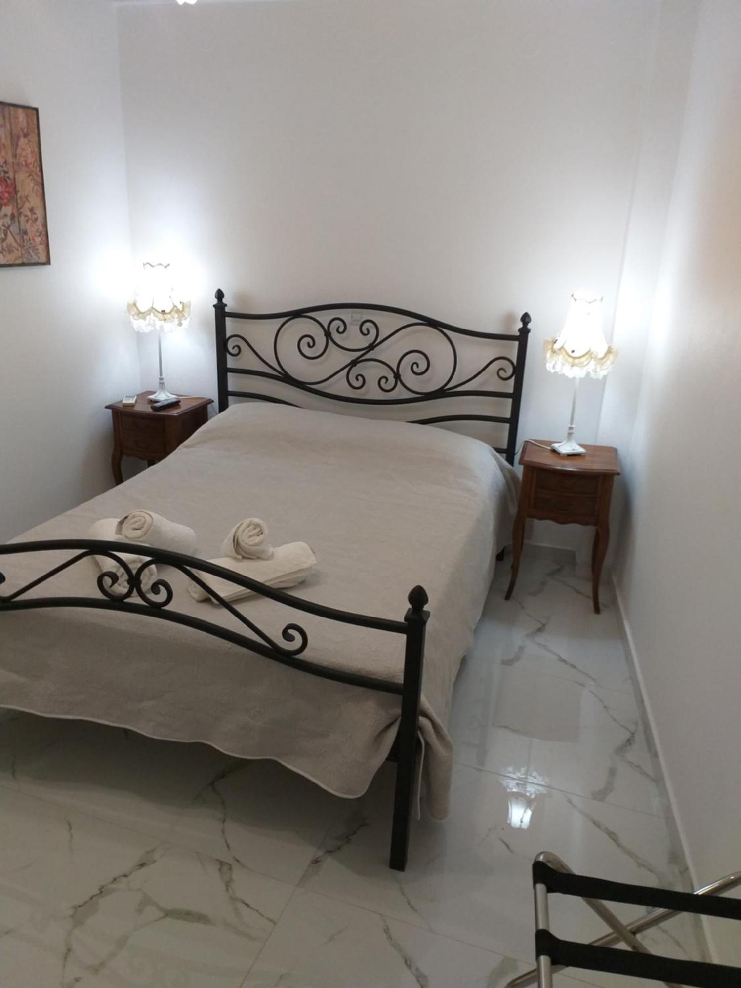 Pension Moschoula Platis Gialos  Zimmer foto