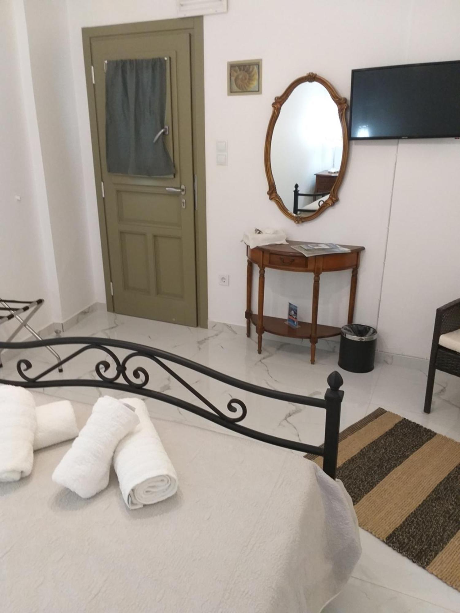 Pension Moschoula Platis Gialos  Zimmer foto